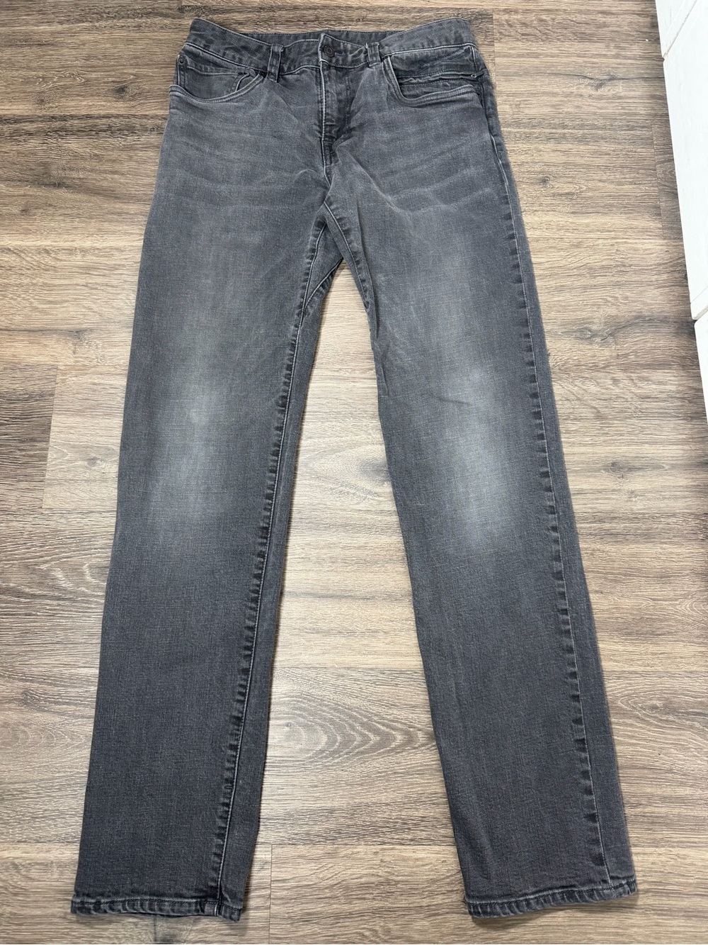 prAna Men's 31x34 Gray Stretch Jeans Straight Leg Gusseted Crotch Outdoor